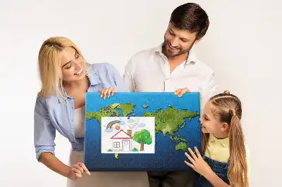 Tableau en liège décoratif avec les contours des pays du monde