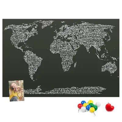 Tableau d'affichage en liège avec les noms des continents