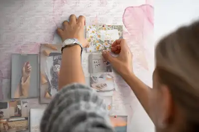 Tableau en liège décoratif motif Pétales à l'aquarelle