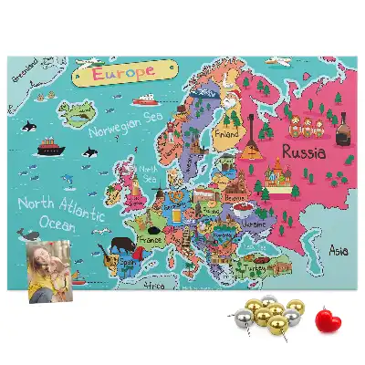 Tableau d'affichage en liège avec carte de l'Europe