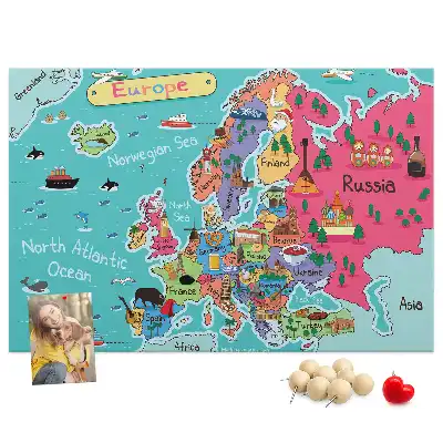 Tableau d'affichage en liège avec carte de l'Europe