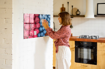Tableau mural magnétique Myrtilles et framboises