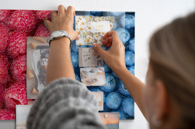 Tableau mural magnétique Myrtilles et framboises