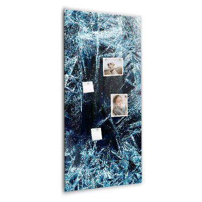 Tableau magnétique pour magnets Une plaque de glace