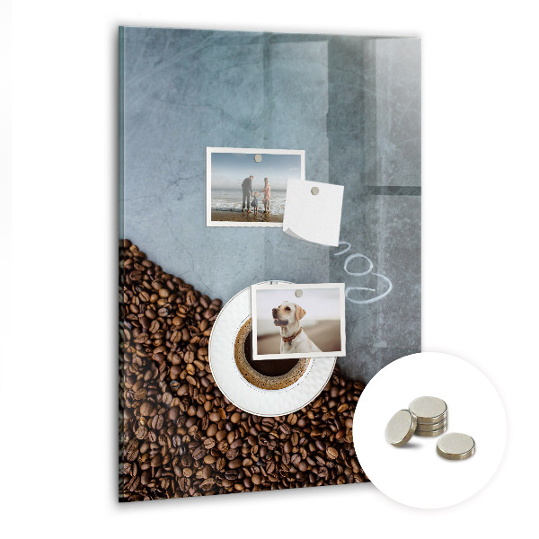 Tableau magnétique pour magnets Une tasse de café