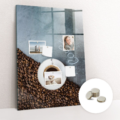 Tableau magnétique pour magnets Une tasse de café