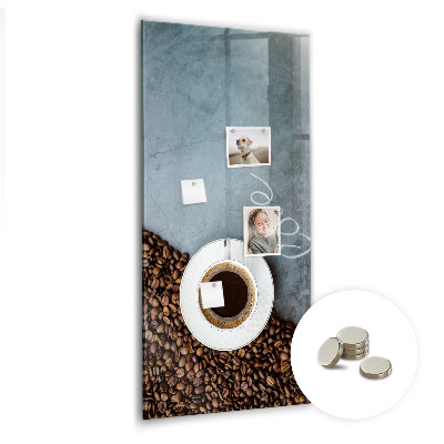 Tableau magnétique pour magnets Une tasse de café