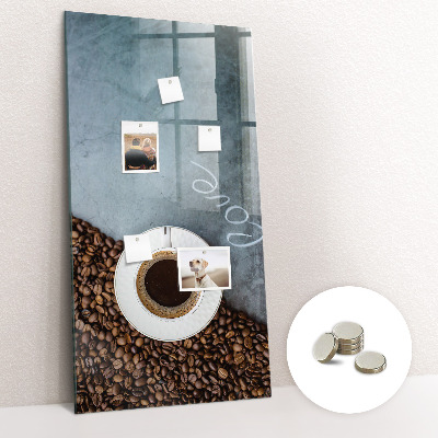 Tableau magnétique pour magnets Une tasse de café