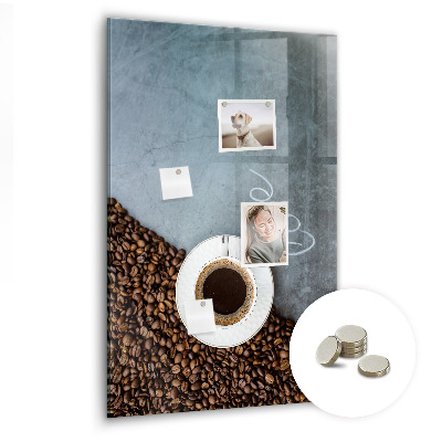 Tableau magnétique pour magnets Une tasse de café