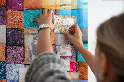 Tableau magnétique pour magnets Cubes en bois colorés