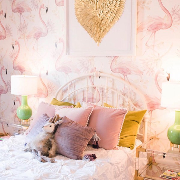 Papiers peints motif flamants roses 